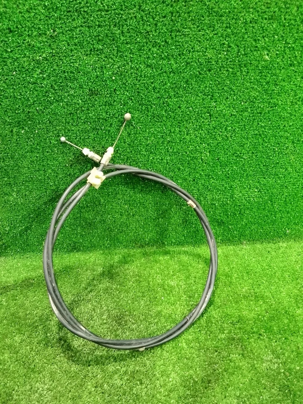 Трос открывания капота Mitsubishi Lancer IX рестайлинг (2005—2010)