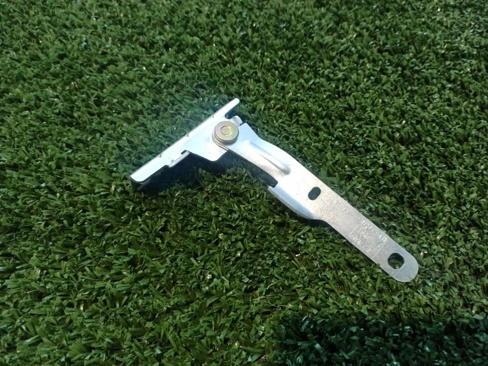 Петля капота ВАЗ (LADA) Largus I (2012—2021)