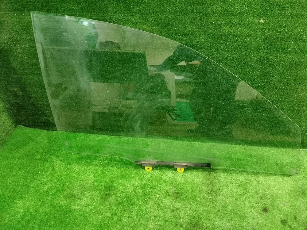 Стекло двери Mitsubishi Lancer IX рестайлинг (2005—2010)