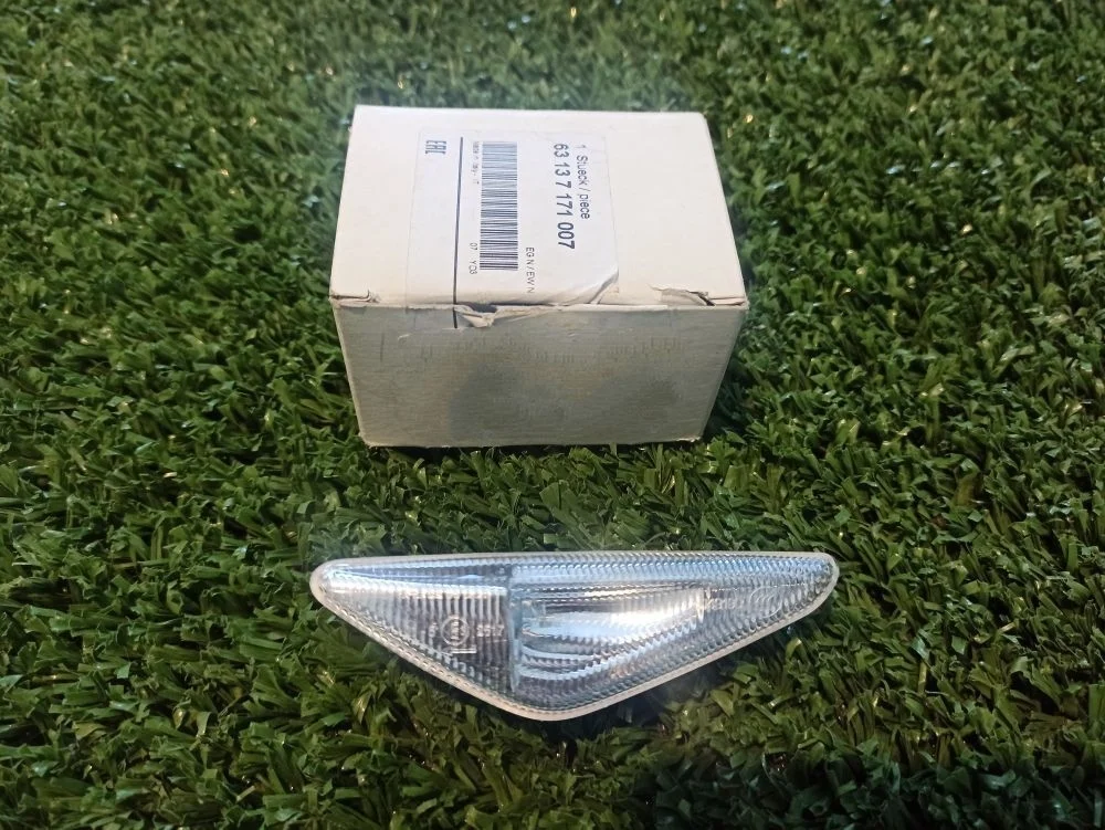 Повторитель в крыло BMW X3 F25 (2010—2014)