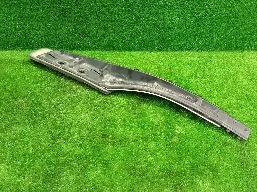 Крепление рейлинга Lexus GX J150 рестайлинг (2013—2019)