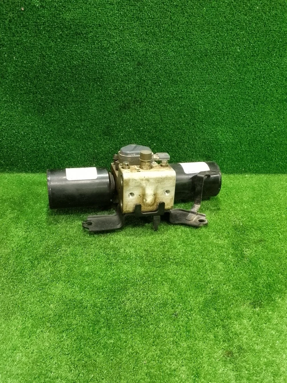 Насос гидроподвески KDSS Lexus GX J150 рестайлинг (2013—2019)