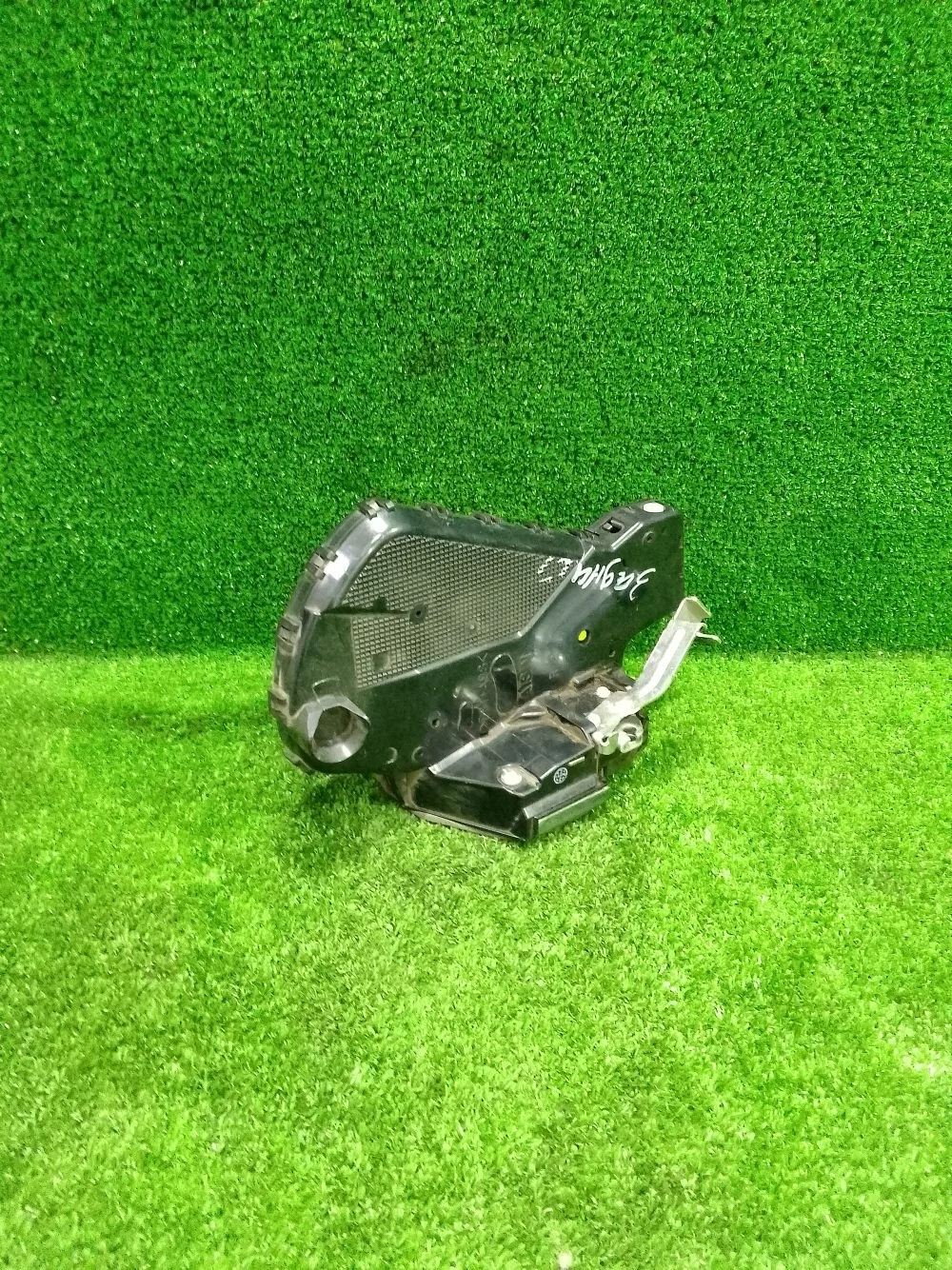 Замок багажника Lexus GX J150 рестайлинг (2013—2019)