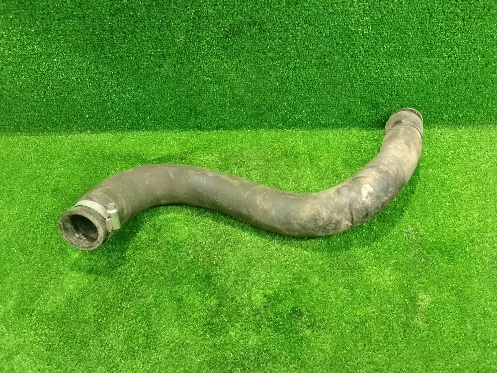 Патрубок системы охлаждения Chevrolet Aveo I (2003—2008)