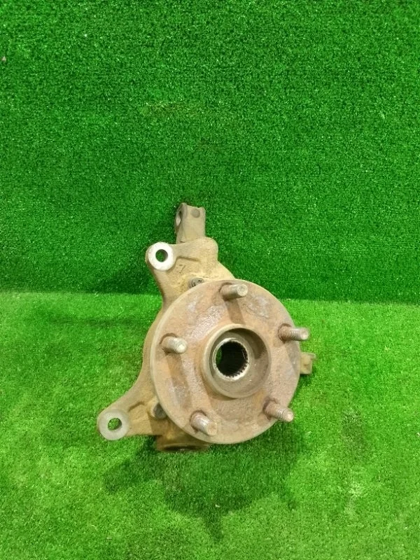 Кулак поворотный Lexus RX III (2008—2012)