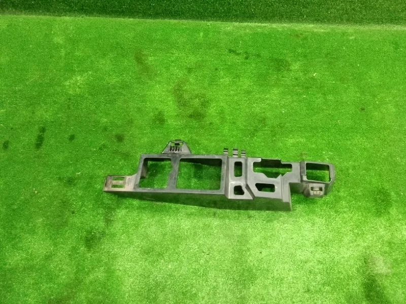 Абсорбер бампера Renault Sandero Stepway II рестайлинг (2018—2022)