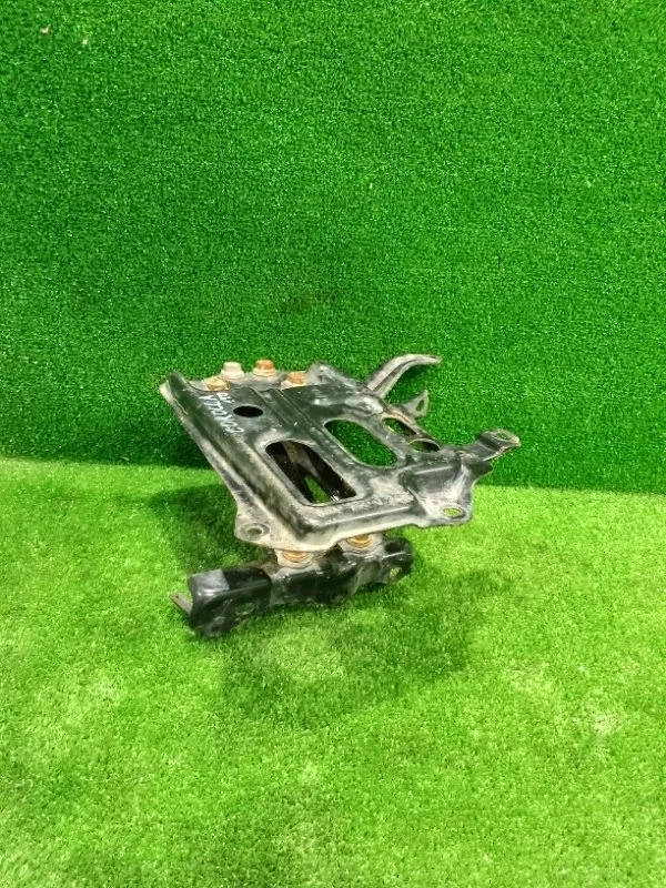 Крепление АКБ (корпус/подставка) Toyota Corolla X (2006—2010)