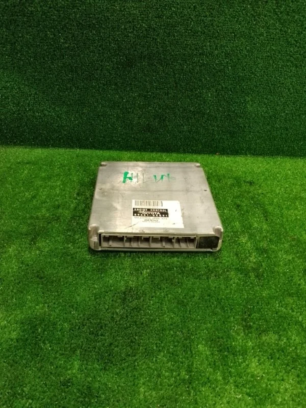 Блок управления двигателем Toyota Hilux VII (2004—2011)