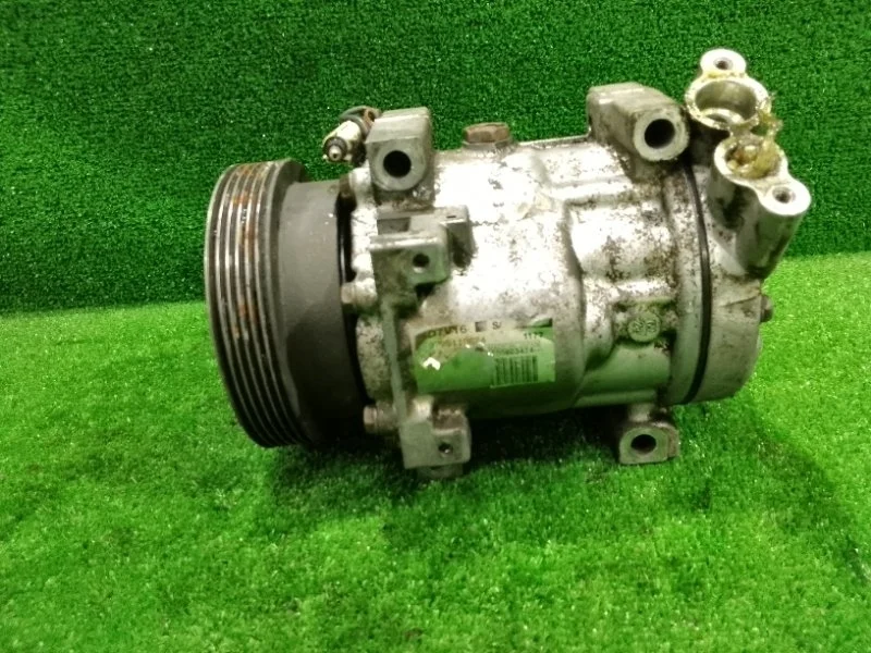 Компрессор кондиционера Renault Logan I (2004—2009)