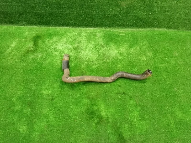 Патрубок системы охлаждения Renault Sandero I (2009—2014)