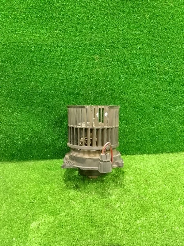 Мотор отопителя Ford Fiesta Mk5 (2002—2008)