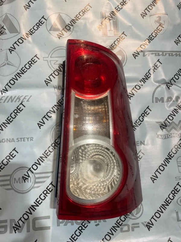 Фонарь ВАЗ (LADA) Largus I (2012—2021)