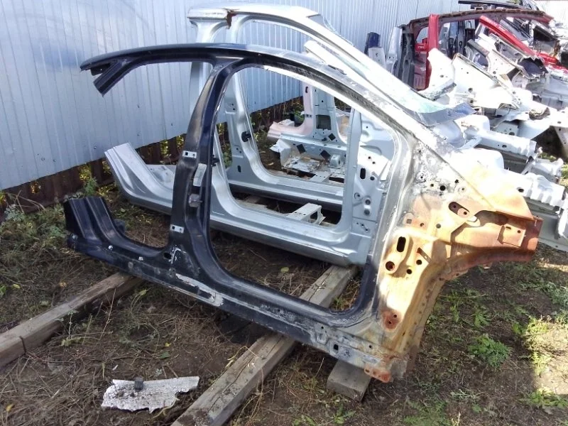 Порог кузова Ford Focus III (2011—2015)