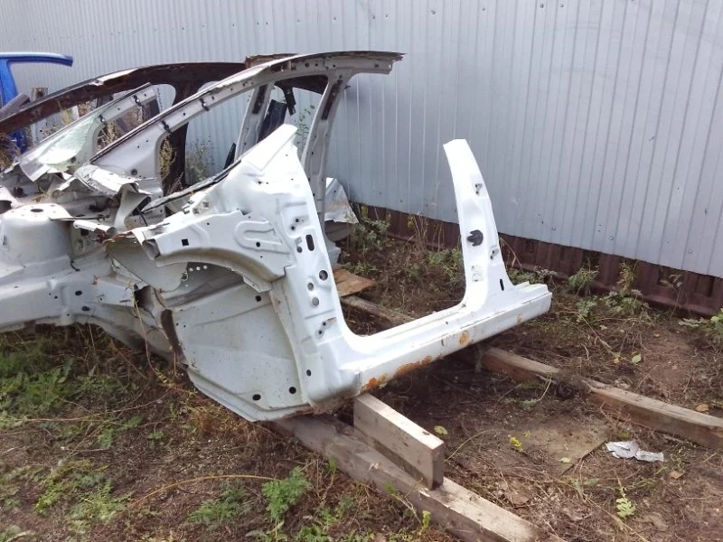 Порог кузова Ford Focus II (2005—2008)