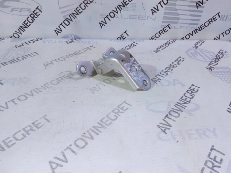 Петля двери Hyundai ix35 I (2009—2013)