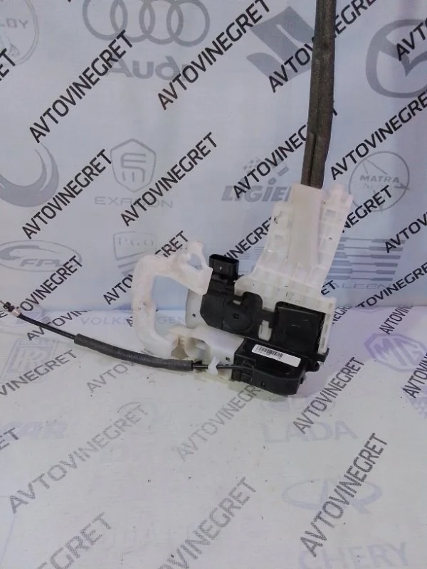 Замок двери Hyundai ix35 I (2009—2013)