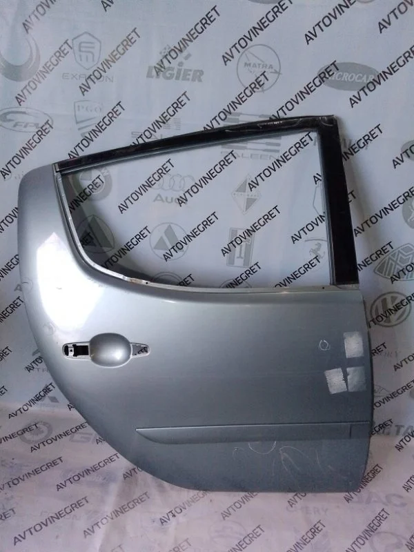 Дверь Mitsubishi L200 IV (2006—2014)