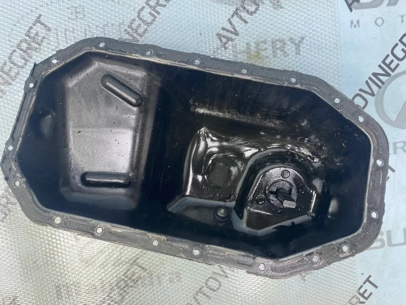 Поддон двигателя Volkswagen Golf Mk5 (2003—2009)