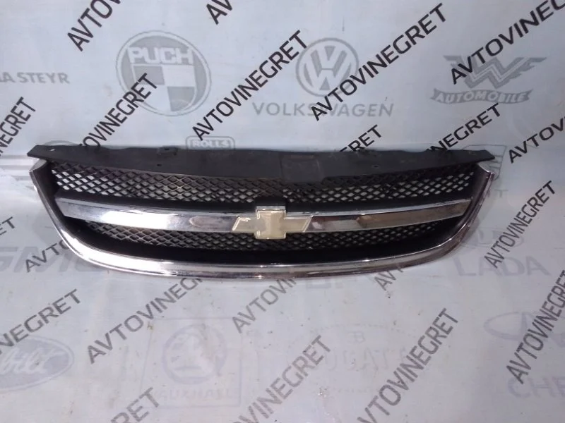 Решетка радиатора Chevrolet Lacetti I (2004—2013)