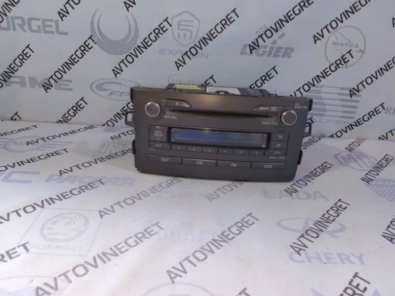 Магнитола Toyota Auris E150 (2006—2010)