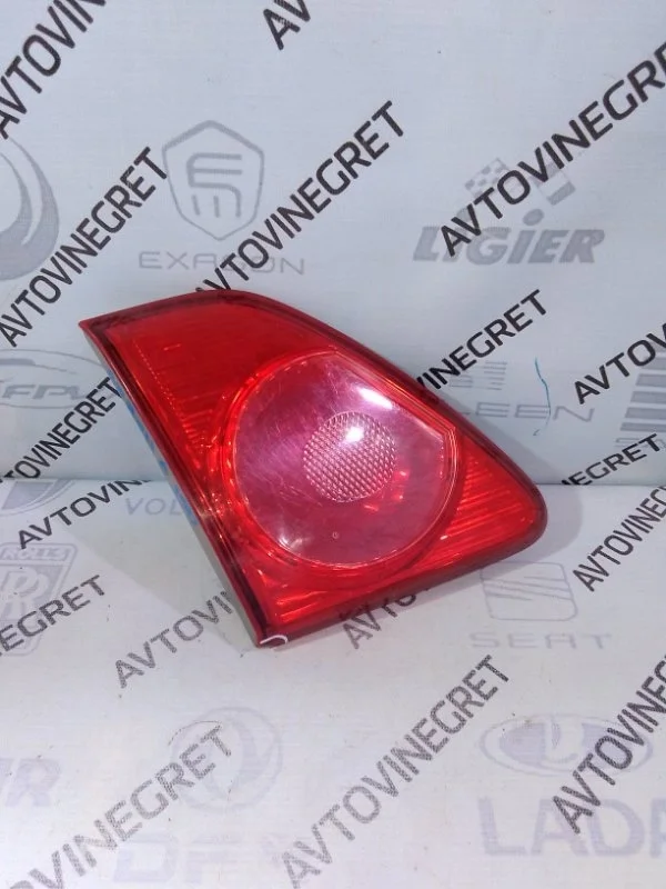 Фонарь Toyota Corolla X (2006—2010)