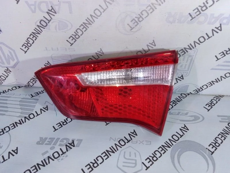 Фонарь Kia Rio III (2011—2015)