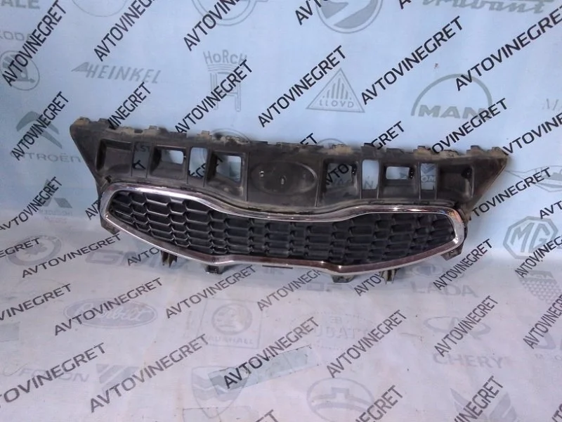 Решетка радиатора Kia Ceed JD (2012—2015)