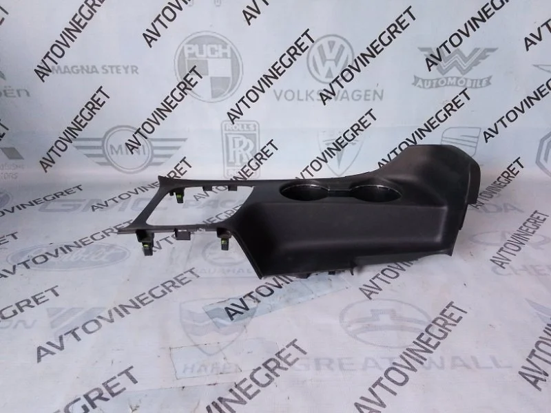 Накладка центральной консоли Kia Ceed JD (2012—2015)