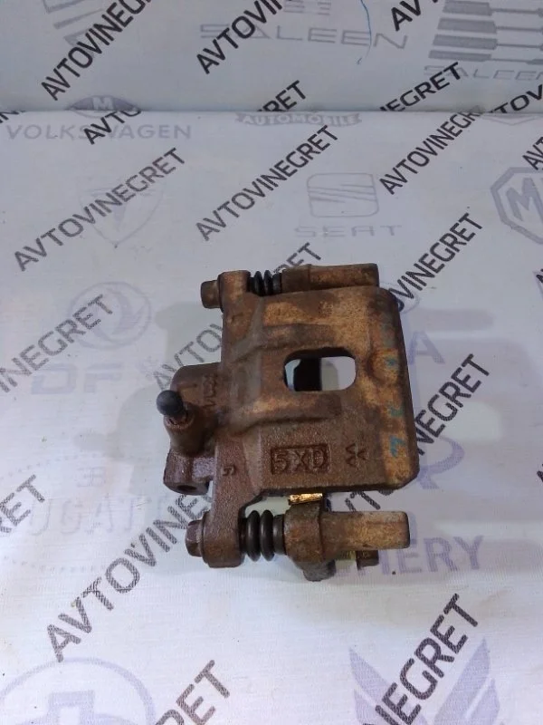 Суппорт тормозной Mitsubishi Lancer IX (2000—2007)