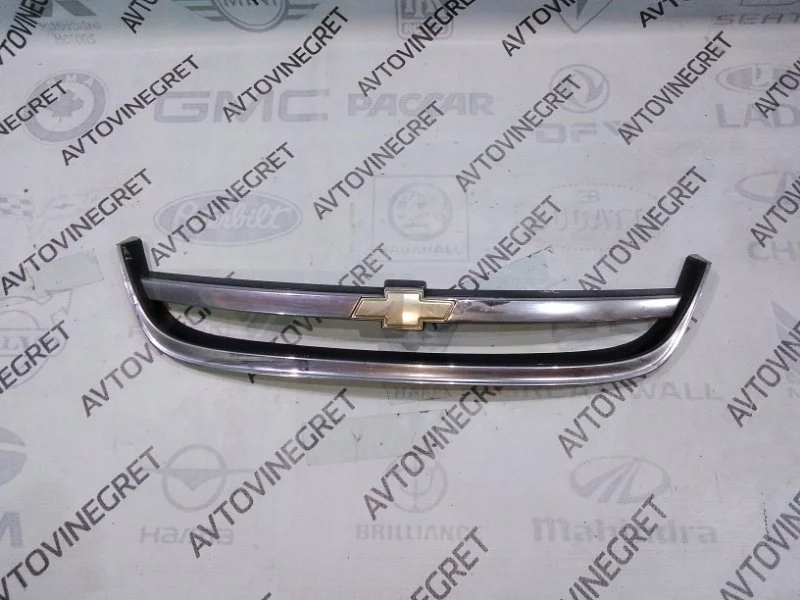 Накладка решетки радиатора Chevrolet Lacetti I (2004—2013)