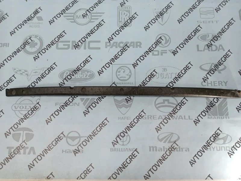 Абсорбер бампера Nissan Juke I (2010—2014)