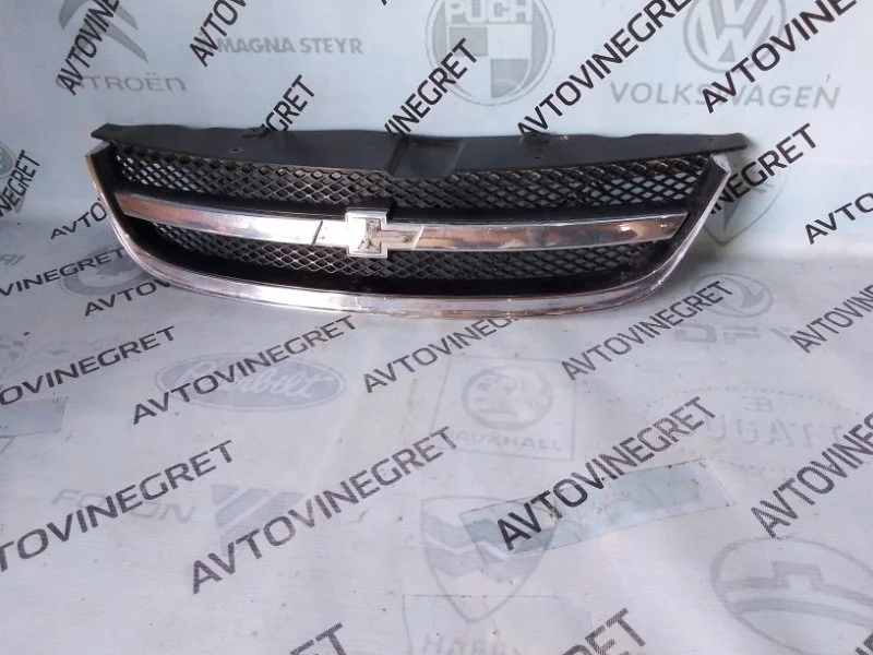 Решетка радиатора Chevrolet Lacetti I (2004—2013)