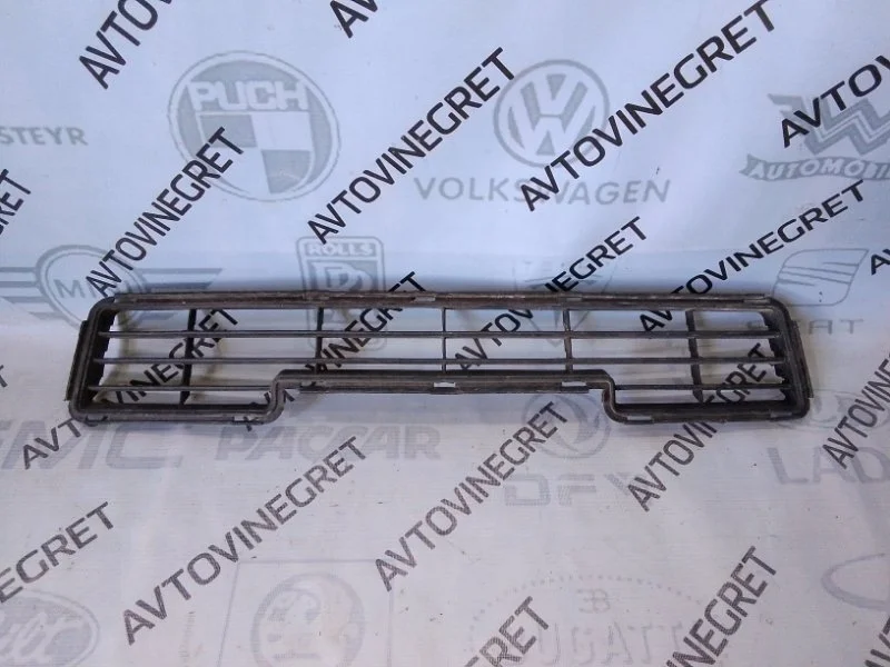 Решетка бампера Mitsubishi Carisma I (1995—1999)