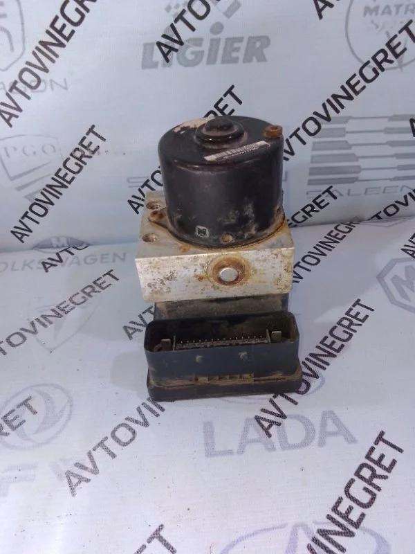 Блок ABS Ford Focus II (2005—2008)