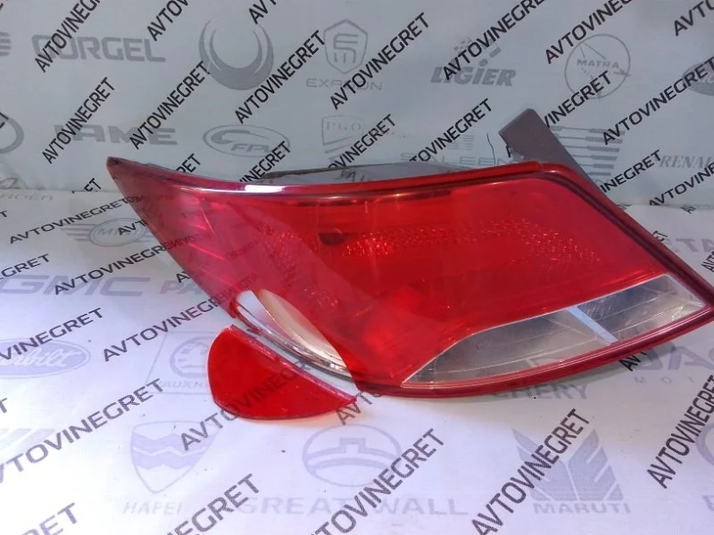 Фонарь Hyundai Solaris I рестайлинг (2014—2017)