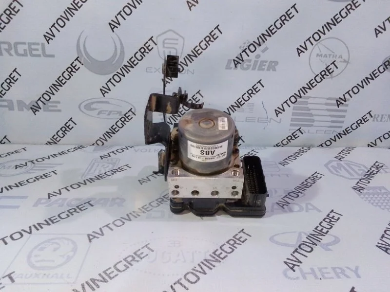 Блок ABS Hyundai Solaris I рестайлинг (2014—2017)