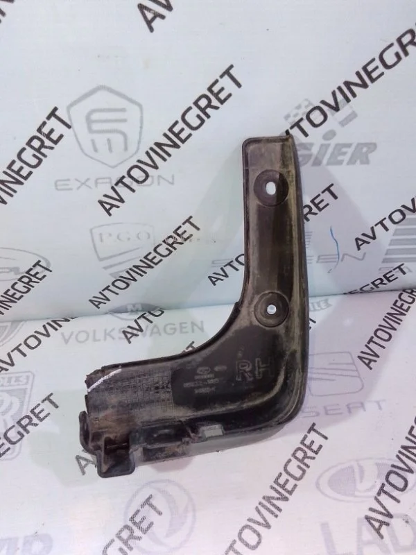 Брызговик Hyundai Solaris I рестайлинг (2014—2017)