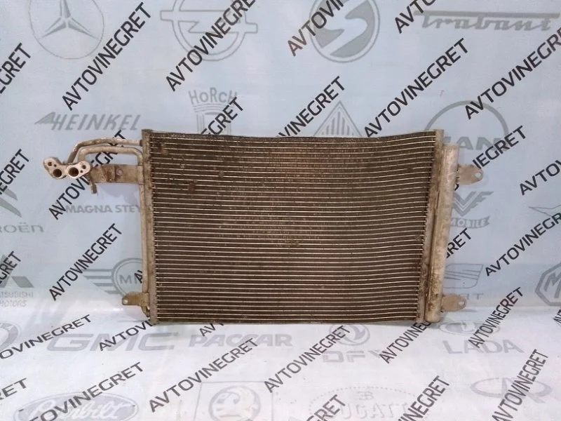 Радиатор кондиционера Volkswagen Golf Plus I (2005—2009)