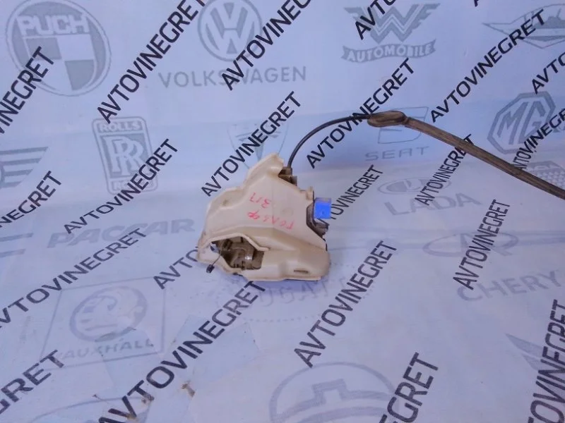 Замок двери Volkswagen Golf Plus I (2005—2009)