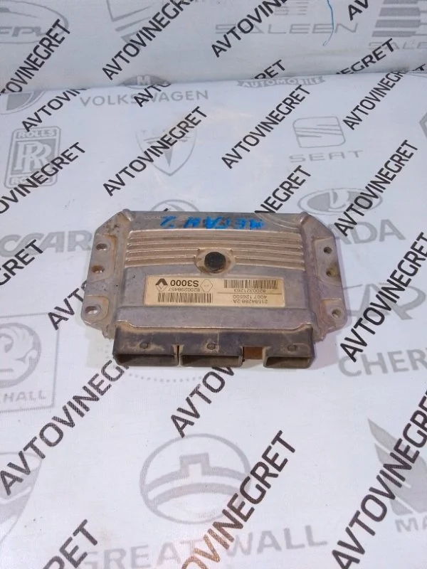 Блок управления двигателем Renault Megane II (2002—2006)