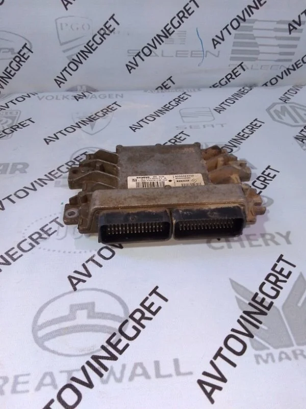 Блок управления двигателем Renault Logan I (2004—2009)