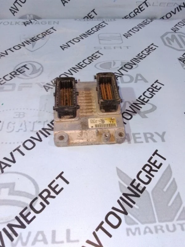 Блок управления двигателем Opel Meriva A (2003—2006)