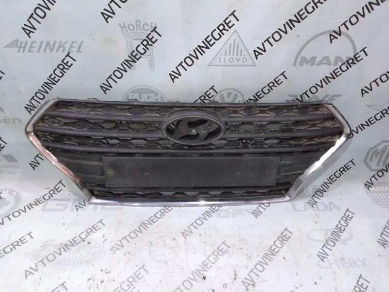 Решетка радиатора Hyundai Solaris II (2017—2020)