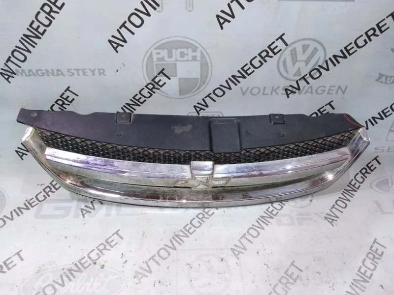 Решетка радиатора Chevrolet Lacetti I (2004—2013)