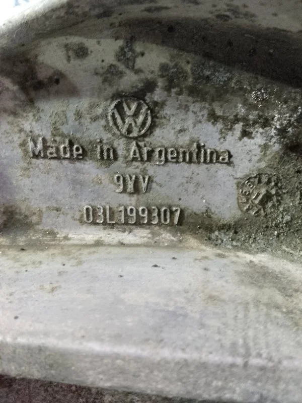 Кронштейн опоры двигателя Volkswagen Amarok I (2010—2016)