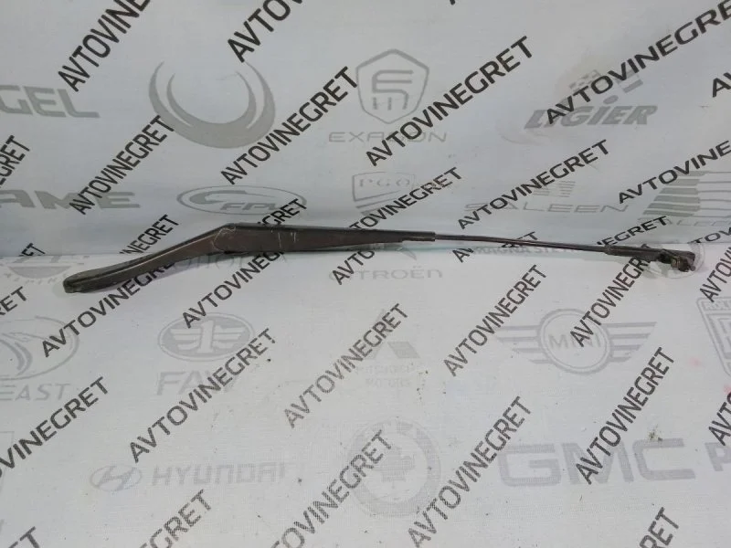 Поводок дворника Opel Astra H (2004—2007)