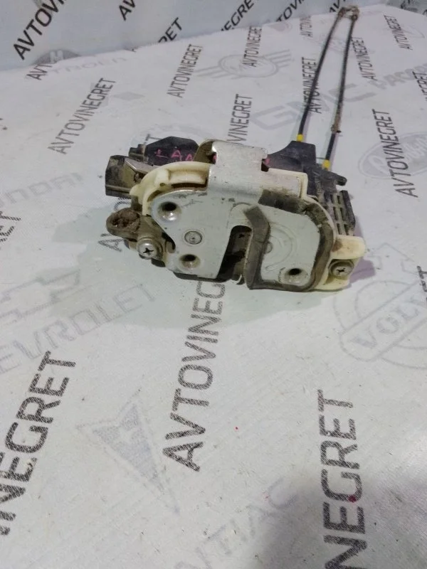 Замок двери Mitsubishi Lancer X (2007—2010)