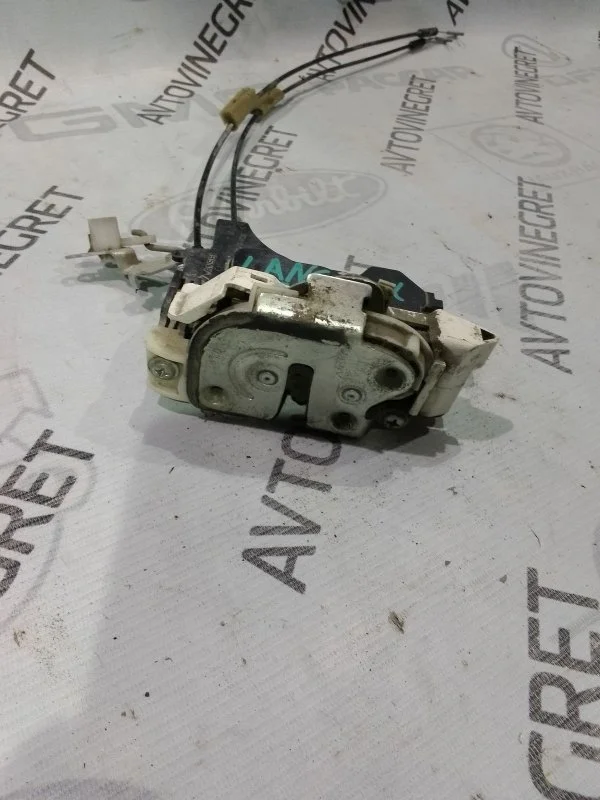 Замок двери Mitsubishi Lancer X (2007—2010)