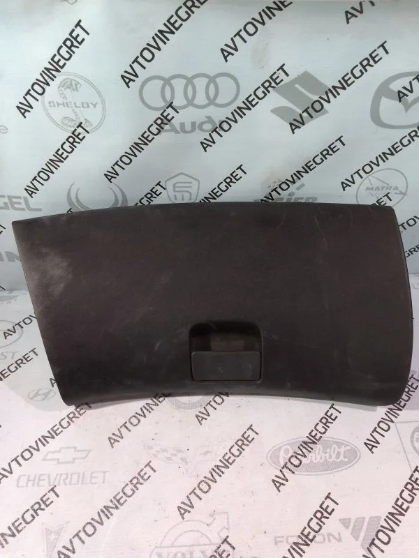 Бардачок Kia Ceed ED рестайлинг (2010—2012)