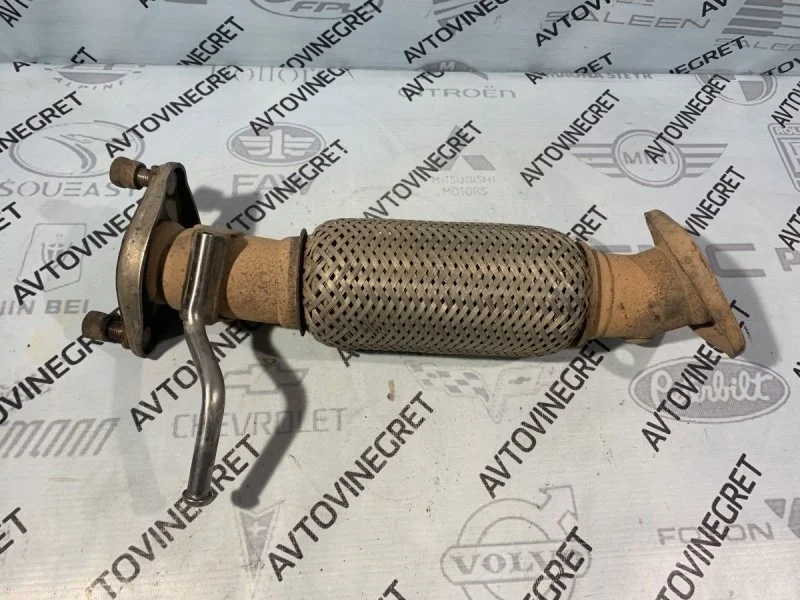 Приемная труба глушителя Kia Ceed ED рестайлинг (2009—2012)